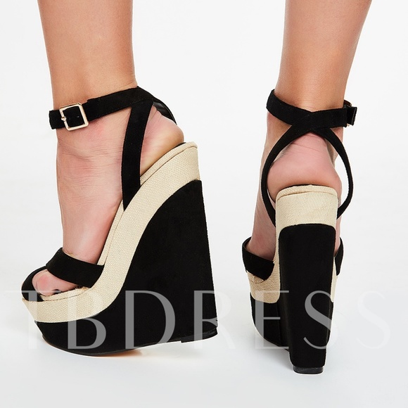 Platform wedge sandal, black and tan - Picture 2 of 6
